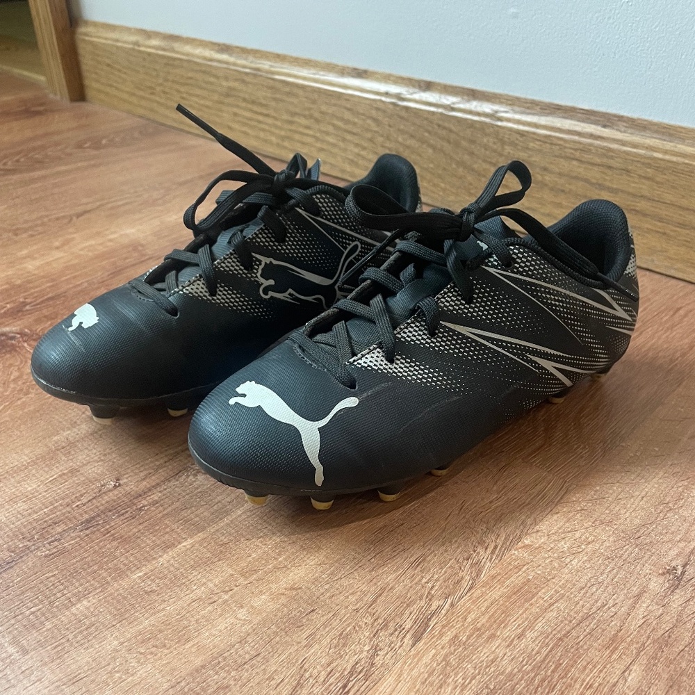 Youth Puma Soccer Cleats